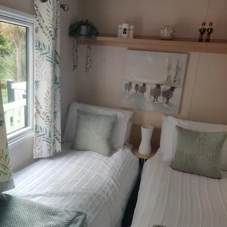 Maggie's Garden Retreat Σπίτι διακοπών Millom